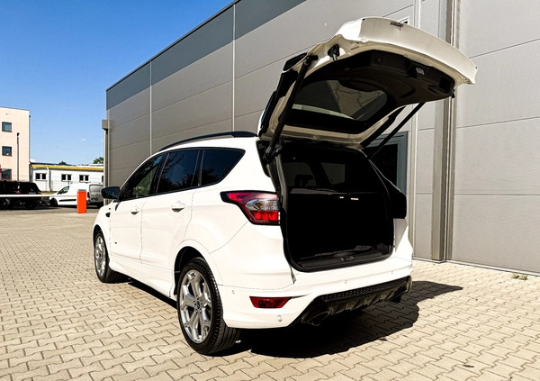 Ford Kuga cena 73000 przebieg: 140000, rok produkcji 2016 z Lublin małe 121